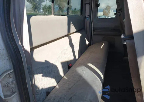 1999 Ford F-250 Lariat/Xl/Xlt из США, поврежденный, VIN 1FTNX20F0XED76440